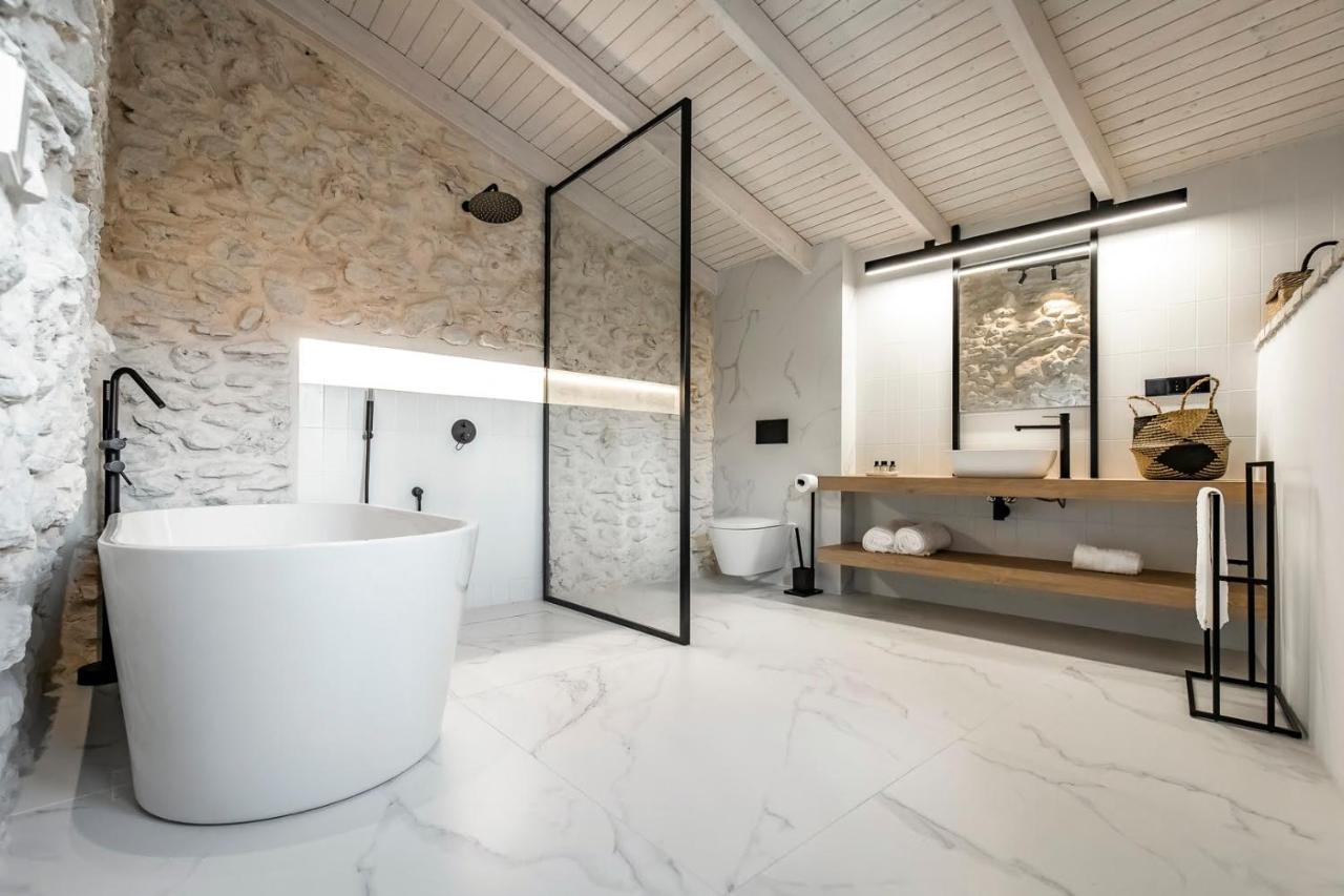 בוקאירנט Abbi Suites Casa Rural, Suites & Spa מראה חיצוני תמונה